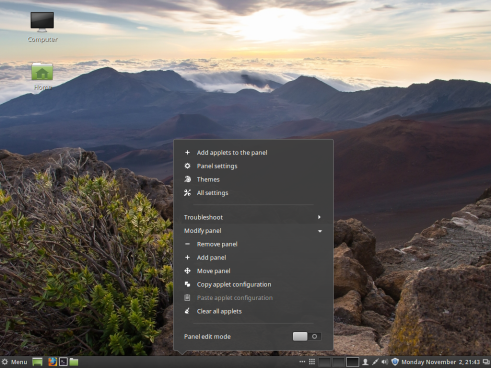 Cinnamon 2.8 desktop applets
